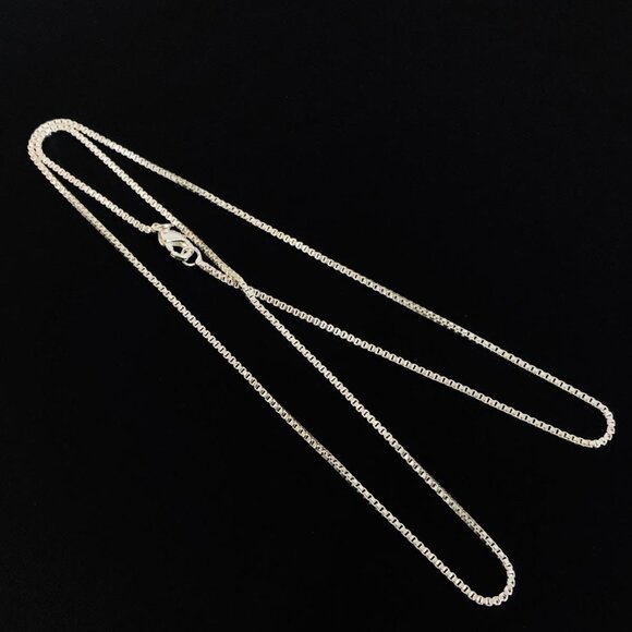 Gucci .925 Silver Big Heart Pendant on Chain/Necklace - Picture 3 of 6